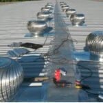 Exaustores eolicos instalados sobre telhado cliente viacao salineira cabo frio rj